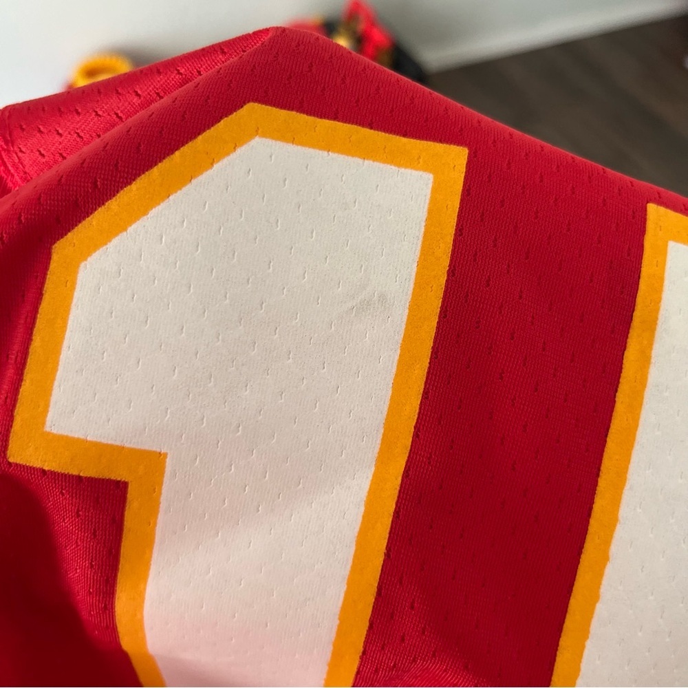 NFL Pro Line Jersey Size Small 2017-2023 Kansas City Chiefs Mahomes #15 - Picture 10 of 10